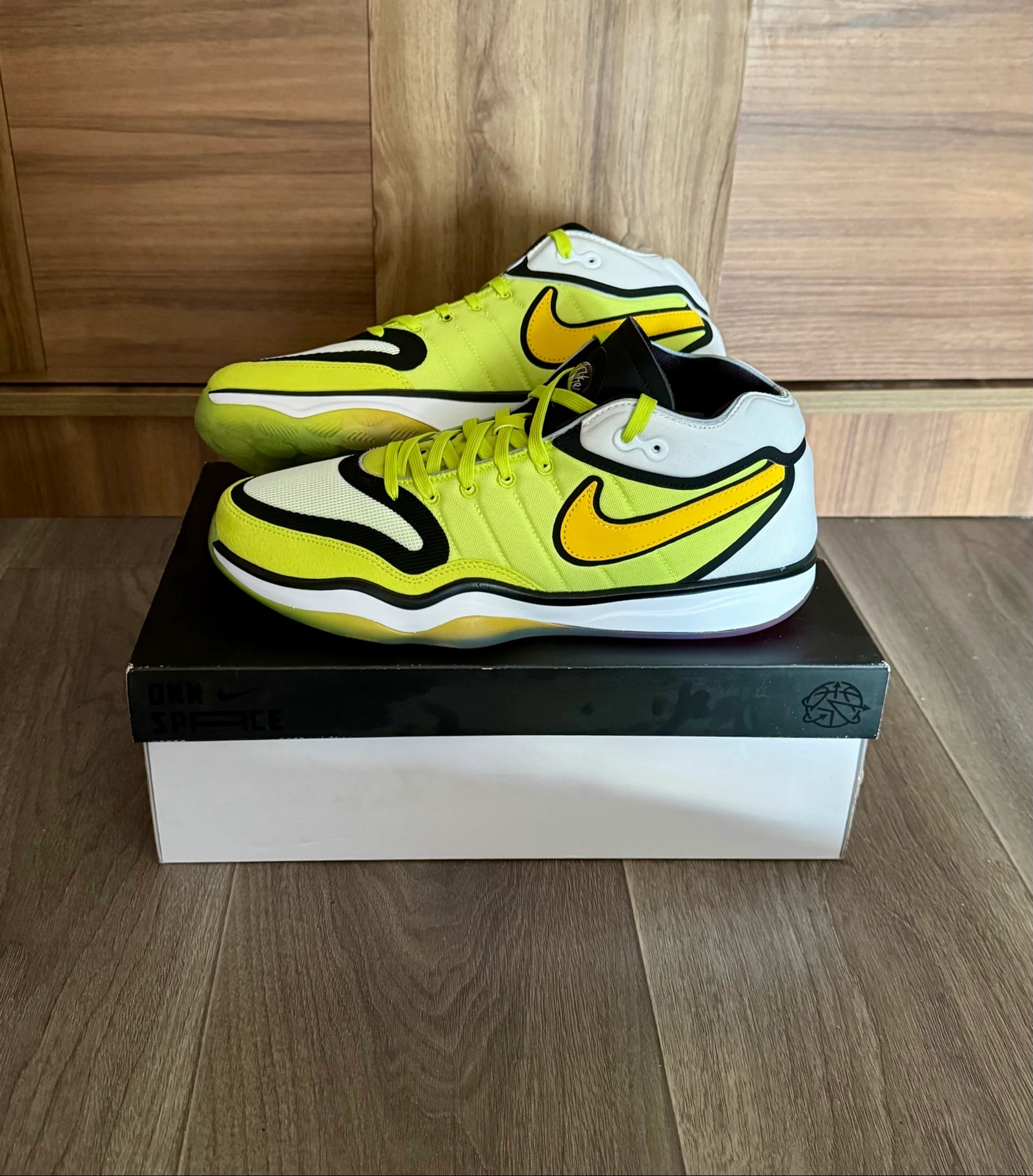 Chaussures Baskets Nike G.T. Hustle 2 authentiques neufs pointure 45